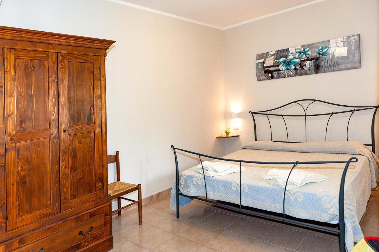 Lu Lioni Rooms San Teodoro  Buitenkant foto