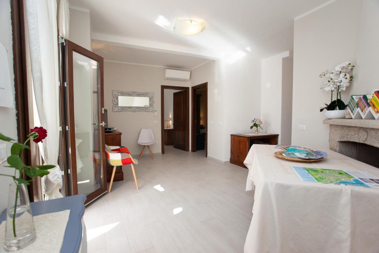 Lu Lioni Rooms San Teodoro  Buitenkant foto
